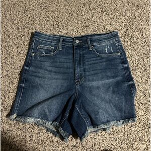JUDY BLUE light wash jean short